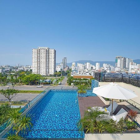 M92 Boutique Da Nang Beach Hotel Екстер'єр фото